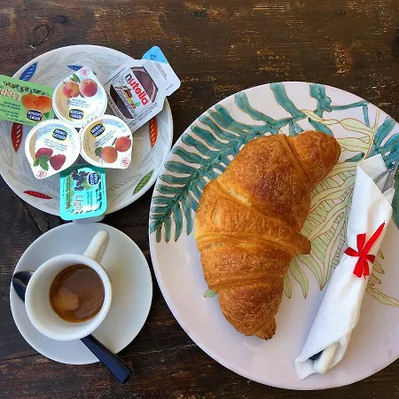 Window Bed and Breakfast Πομπηία