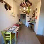 Bed & Breakfast Window 4*