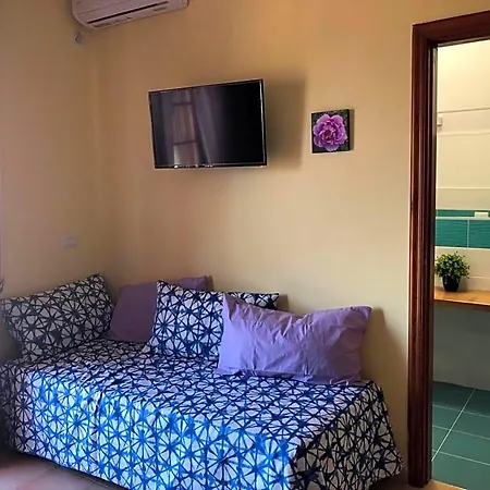 Window 4* פומפיי