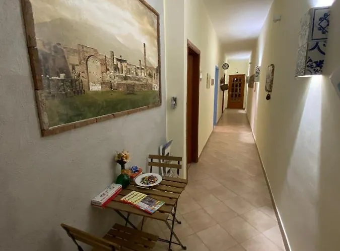 Window Frühstückspension Pompei